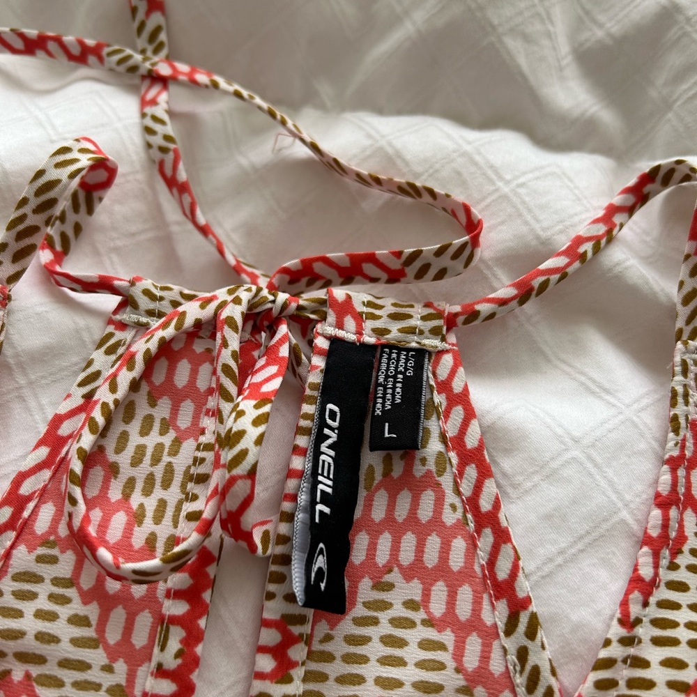 O’Neill Chevron Patterned Halter Top - Picture 3 of 4